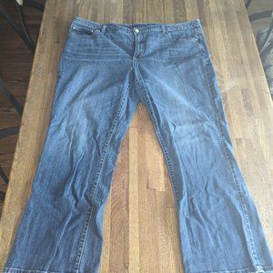 Women's Jennifer Lopez Size 20W Boot Leg Jeans with Rhinestone Button Stretch